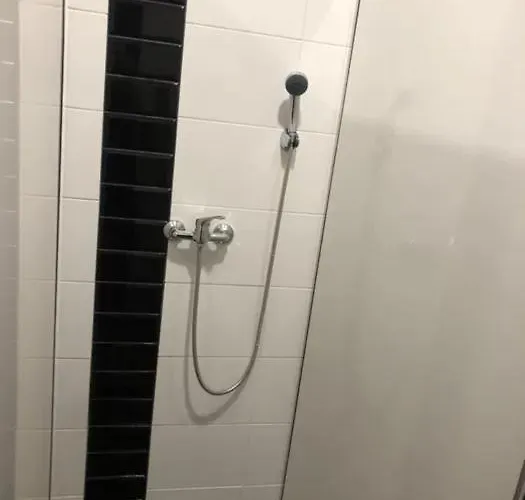 Hostel Leszno Ul.uslugowa